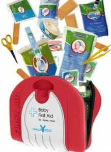 kit-premiers-secours-bebe-wallaboo-218x300