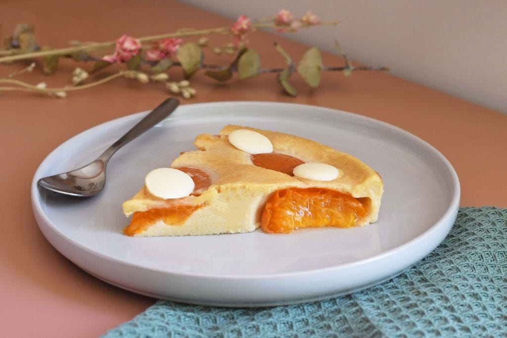 part de clafoutis aux abricots