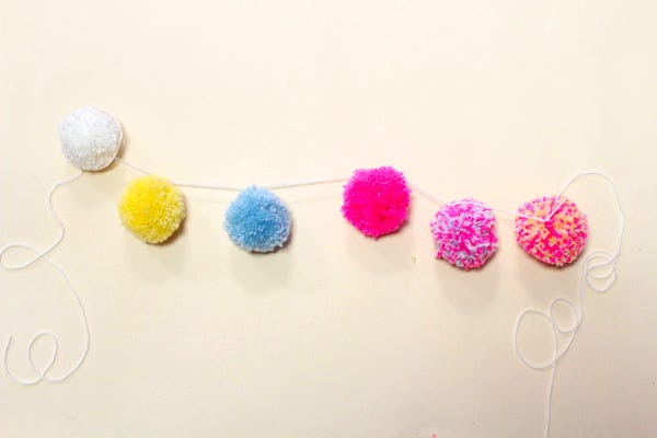 Guirlande pompons DIY