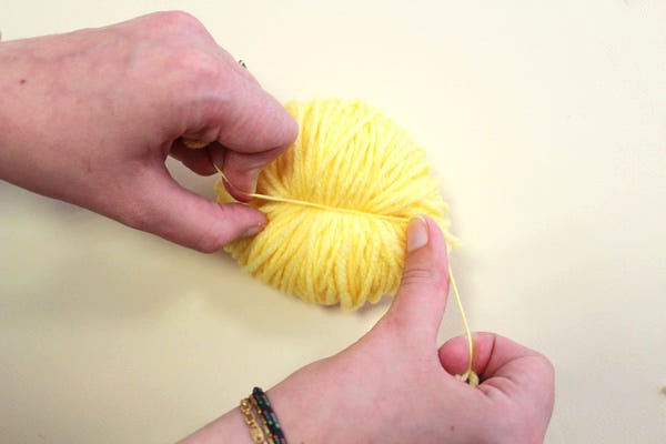 Guirlande pompons DIY