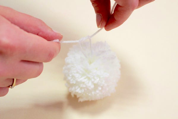 DIY guirlande de glaces aux pompons